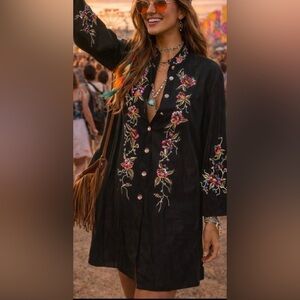 Women's VINTAGE Silk Blend Black Embroidered Jacket L